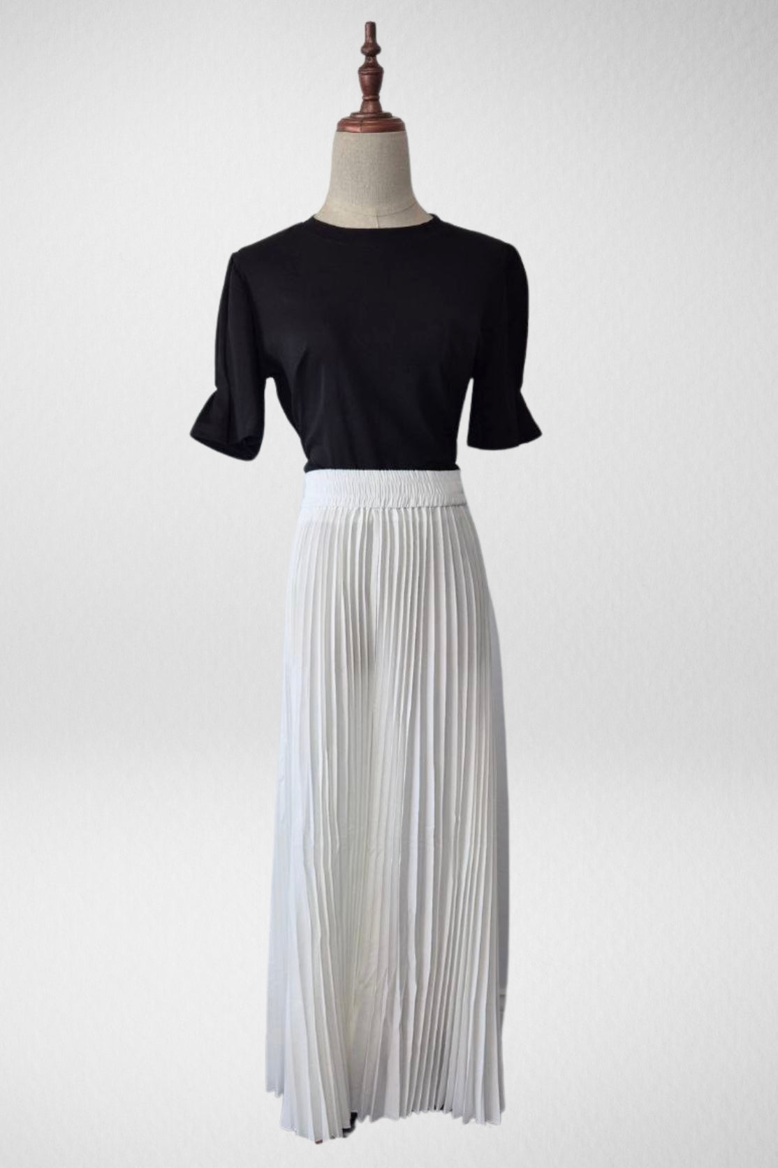 Plain Electric Pleats Pants