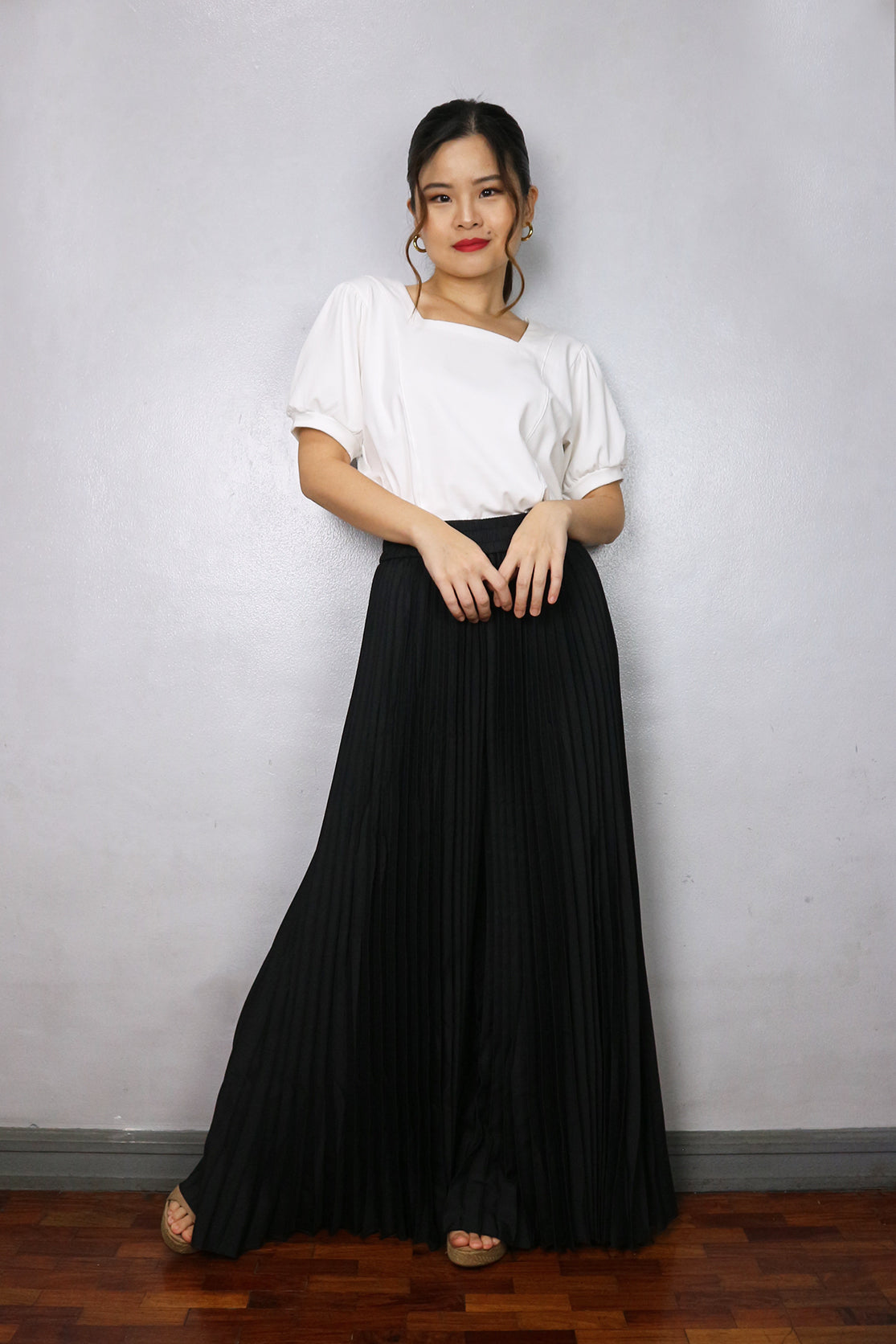 Plain Electric Pleats Pants