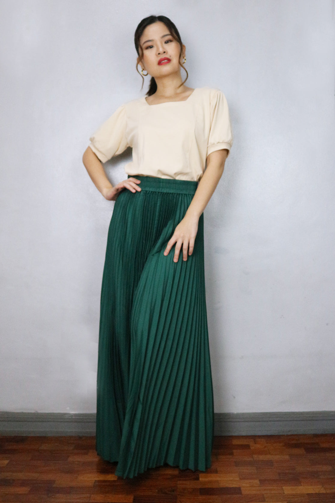 Plain Electric Pleats Pants