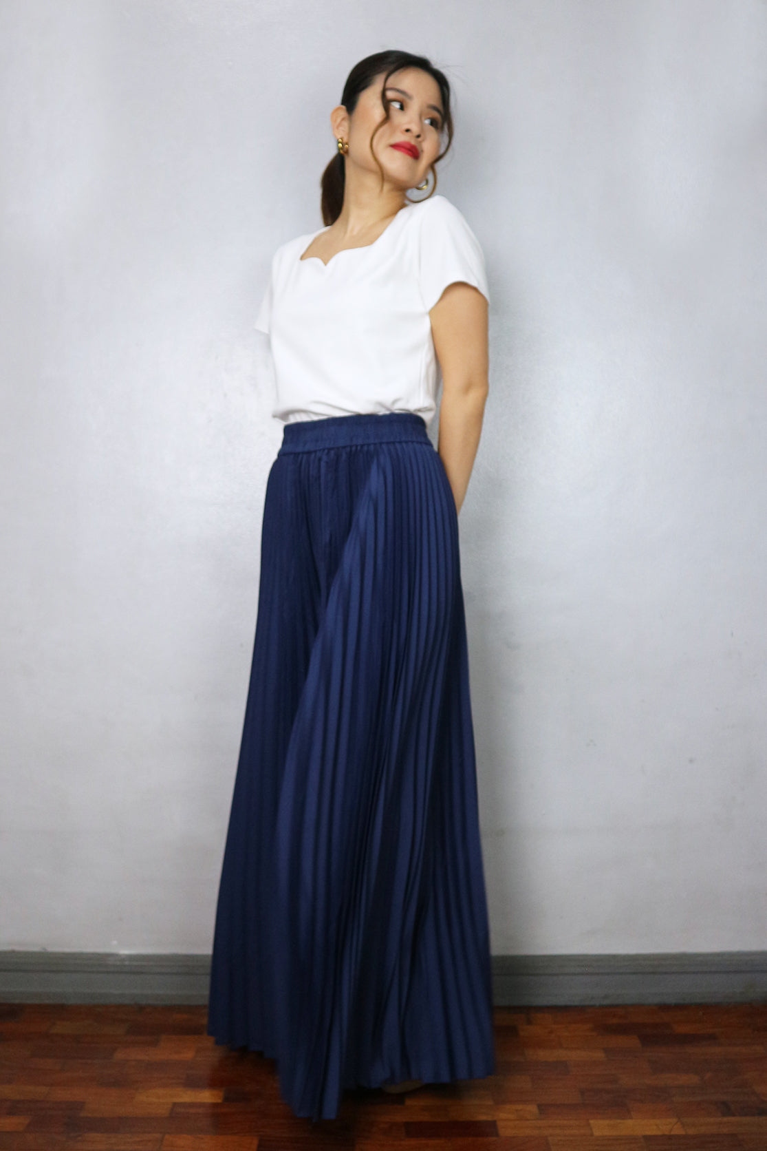 Plain Electric Pleats Pants