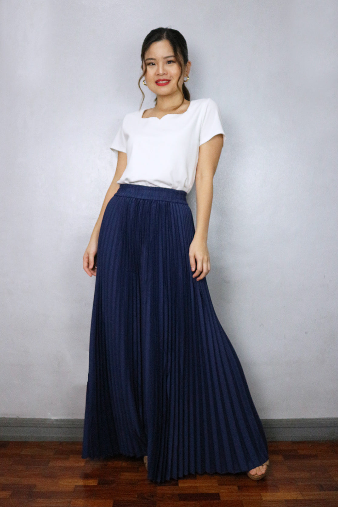 Plain Electric Pleats Pants
