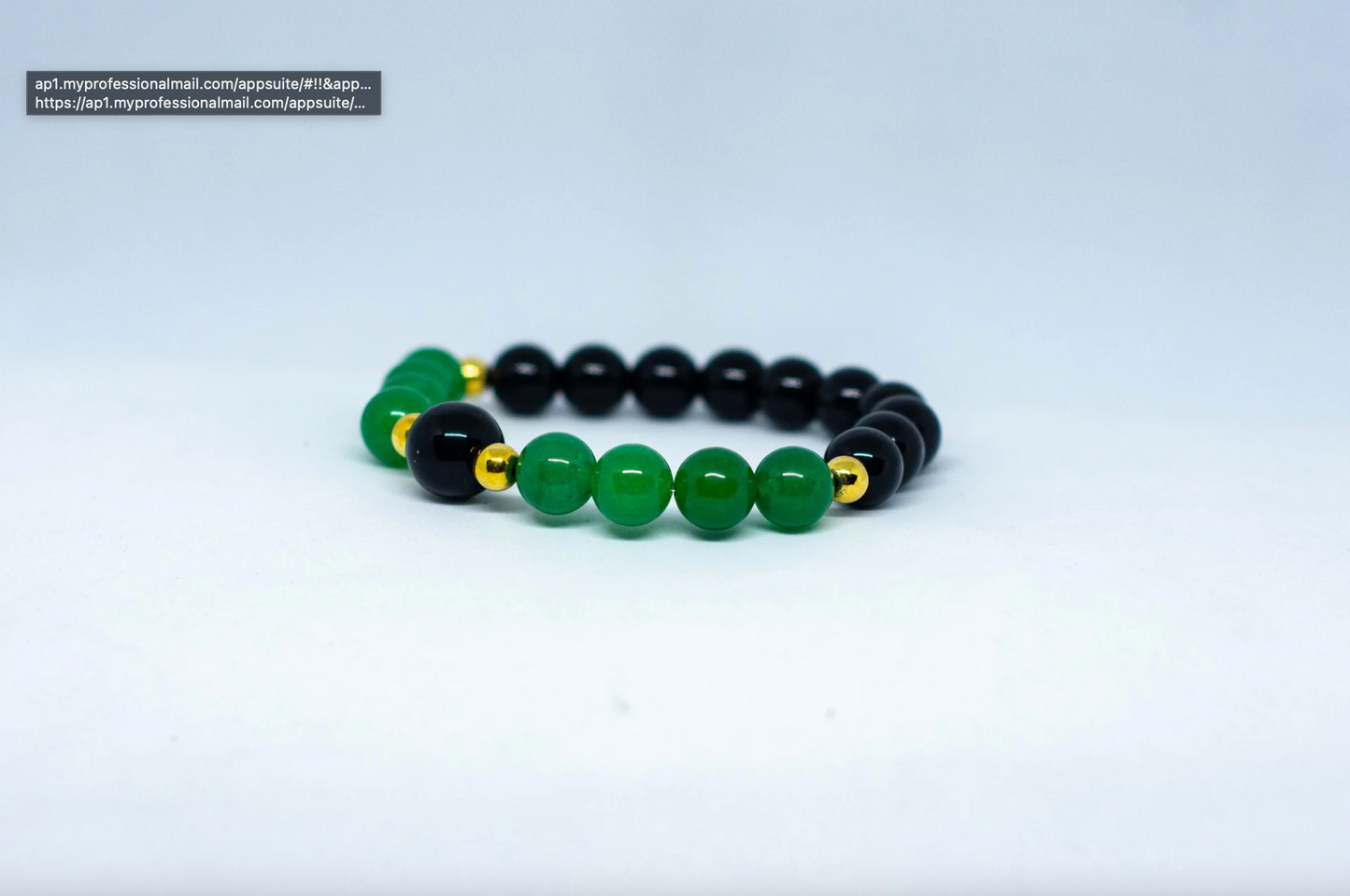 Gems Aventurine and Onyx for Luck and Protection